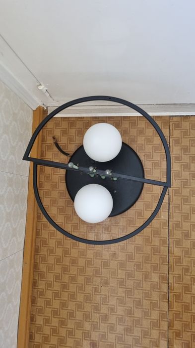 Люстра на продажу в идеальном состоянии