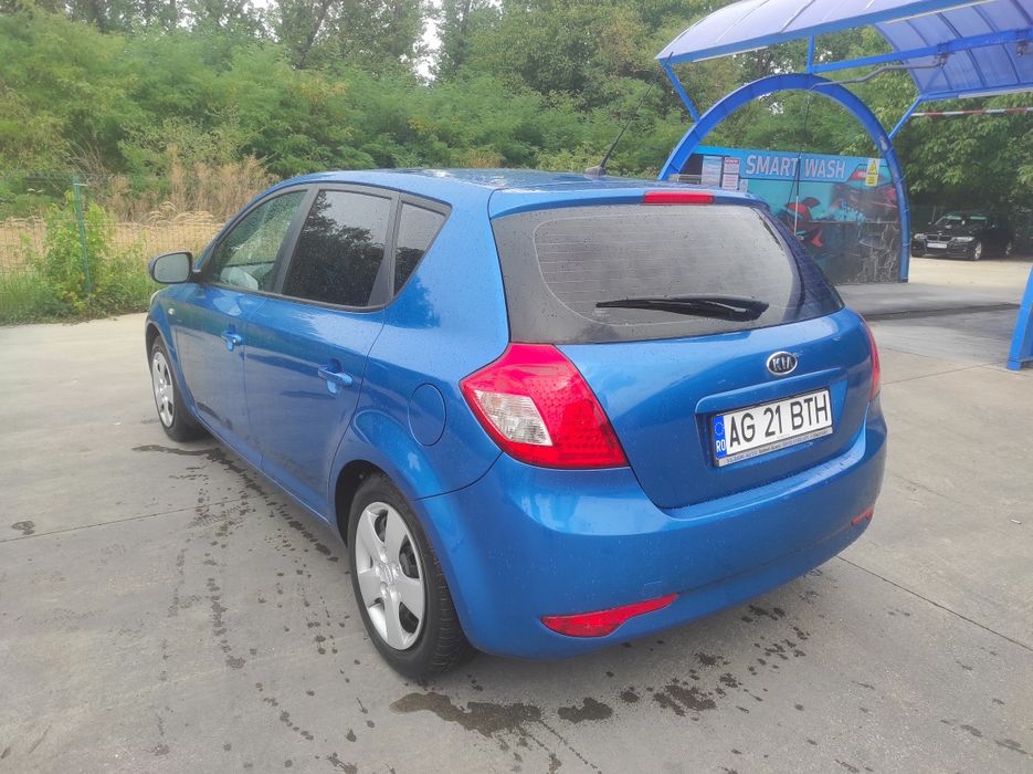 Vând/schimb KIA ceed facelift 2010 1.4 benzina