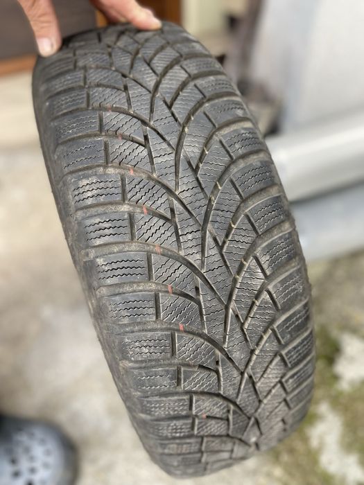 Зимни гуми Toyotires 5x114.3x15” 195x65x15