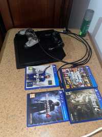 Ps 4 se vinde cu 2 manete 5 jocuri