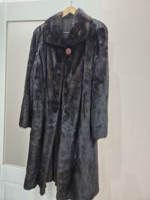 Продам Норковые шубы