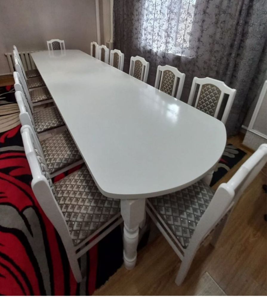 Продам стол со стульями