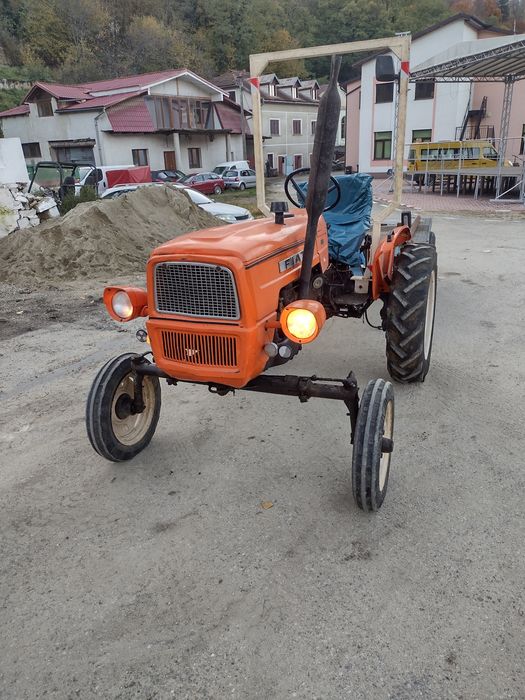 Vind tractor fiat 215