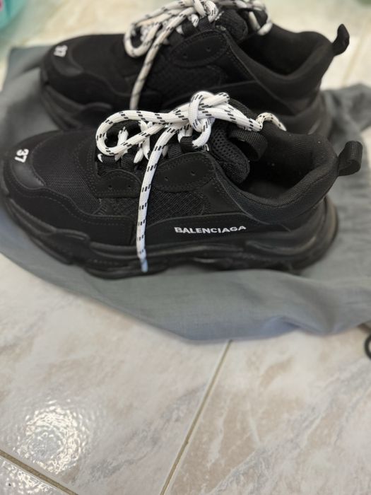 Обувки Balenciaga Triple s