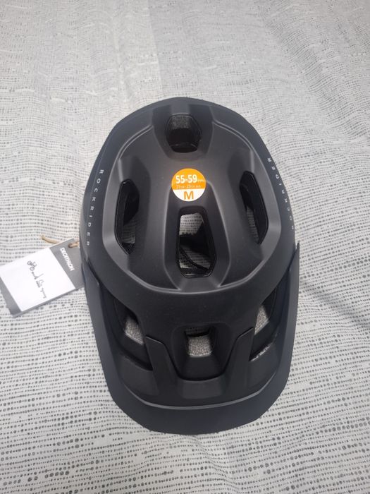 Нова rockrider каска