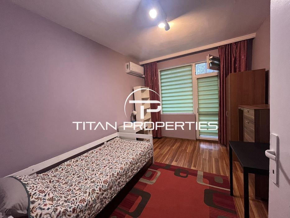 Дава се под наем Тристаен апартамент в Варна, ЖП Гара - 80 кв.м за 550 € - Снимка #2