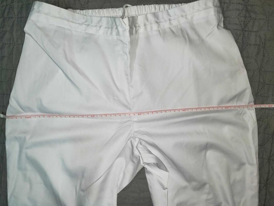 Pantaloni albi,  costum medical, nr. 48