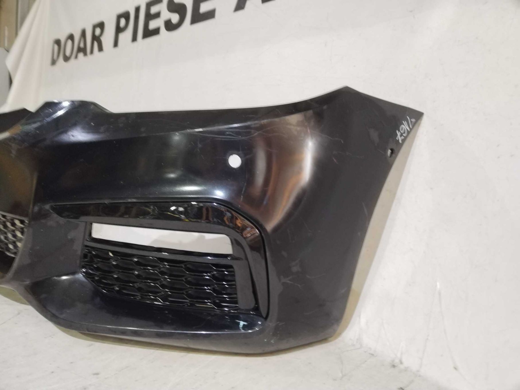Bara fata BMW Seria 5 G30, G31 M-Sport, 2016, 2017, 2018, 2019, 2020, cod origine OE 51118064928.