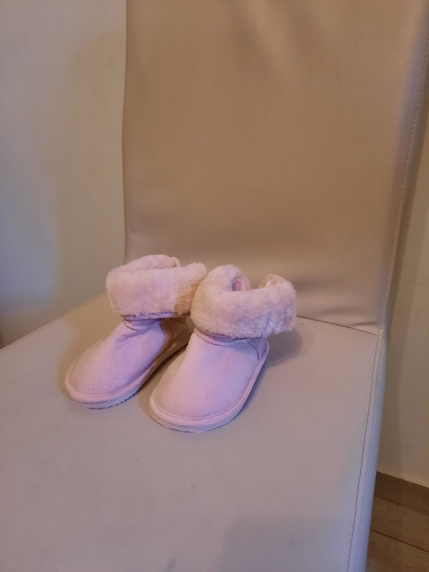 Cizme ugg de fetita