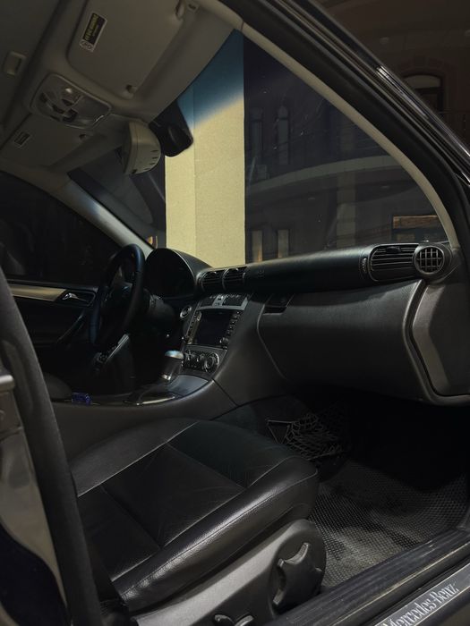 Mercedes benz c230 w203