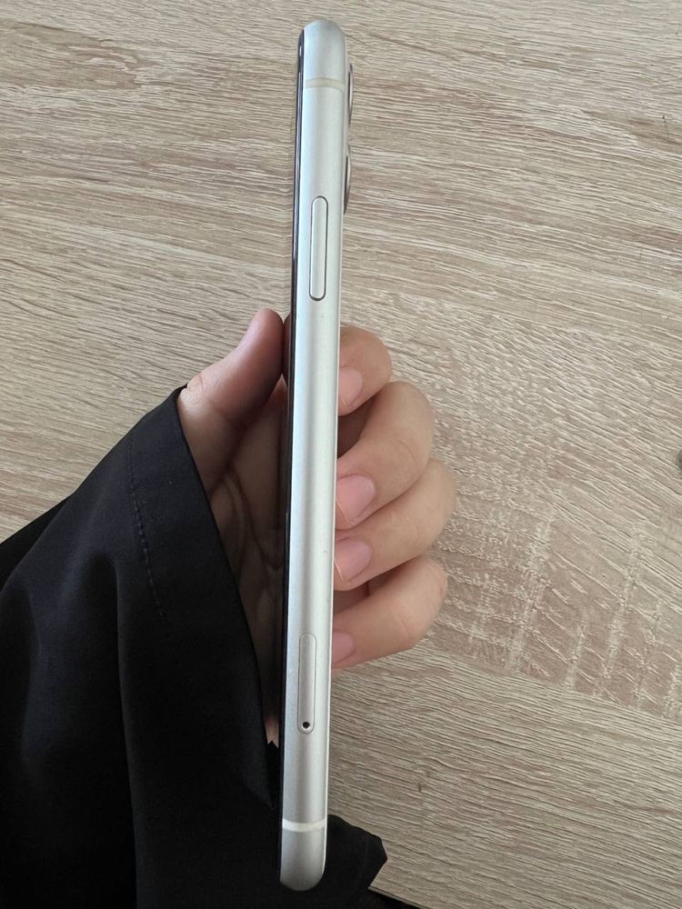 Iphone 11 белый