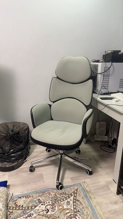 Продам кресло отличное качество.