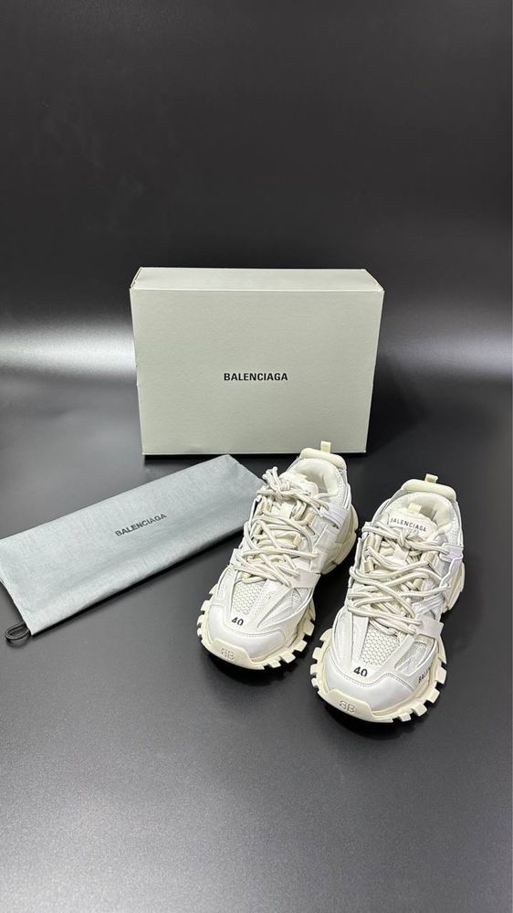 Adidasi Balenciaga Track 1