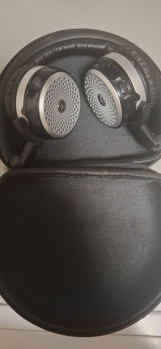 Оригинални слушалки за Mercedes  след 2009