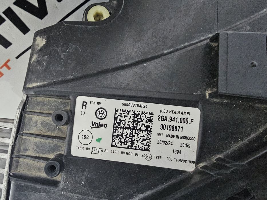 Far dreapta led VW T Roc Facelift dupa 2021 cod 2GA941006F