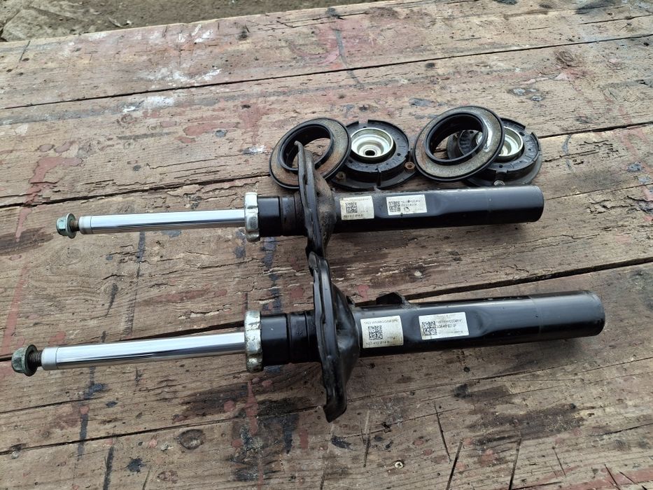 Vând: telescoape ,flanse cu rulmenți, discuri frana Skoda Octavia 3