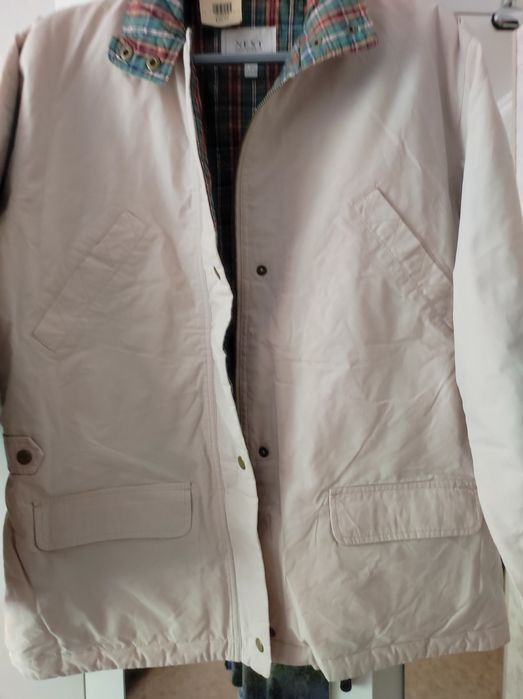 Продам новую куртку производство Корея,