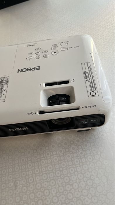 Проектор EPSON EB x04
