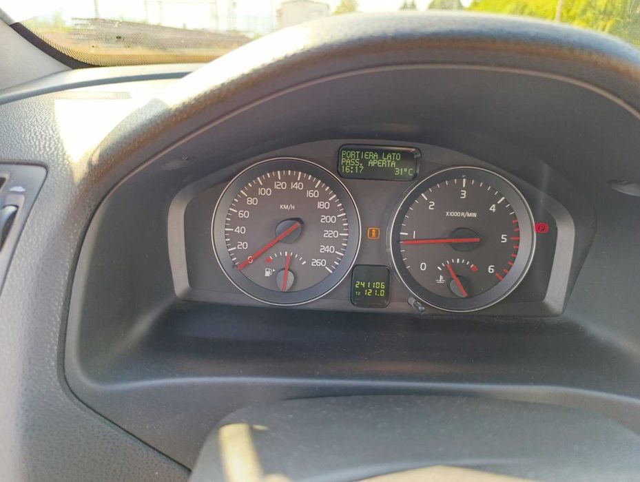 Продавам VOLVO C30