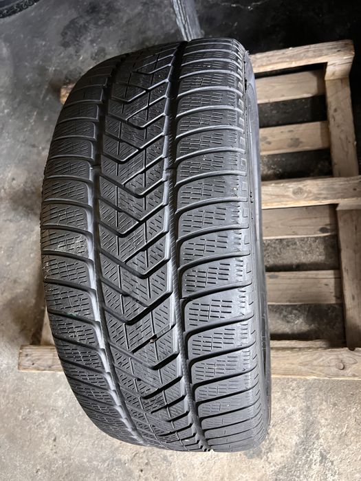 1 anvelopa iarna 255/50/19 , Pirelli !