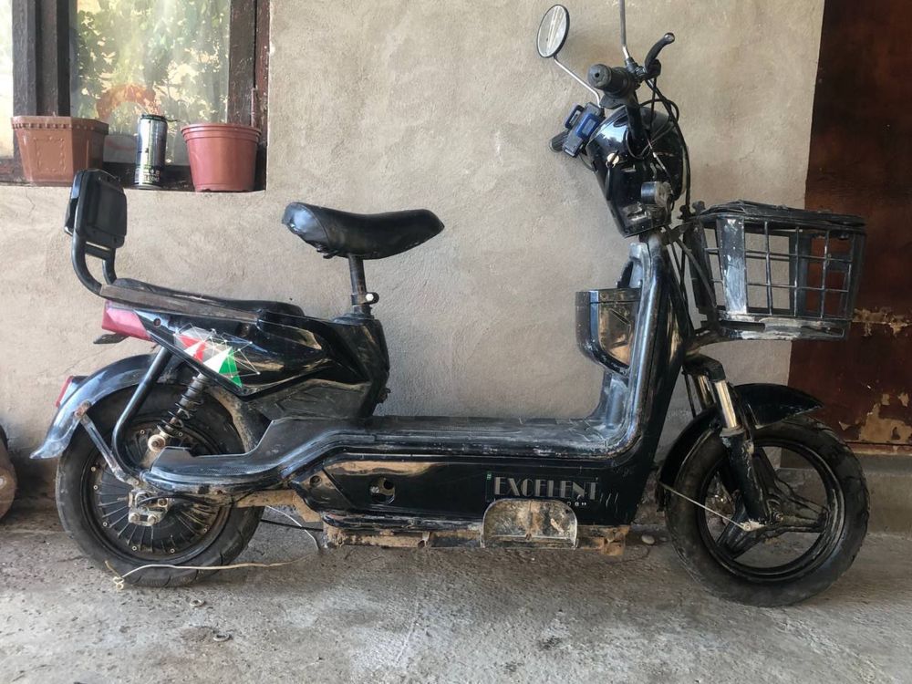 skutr sotladi 45 ga chiqadi aybi baterka almashtrish kerak