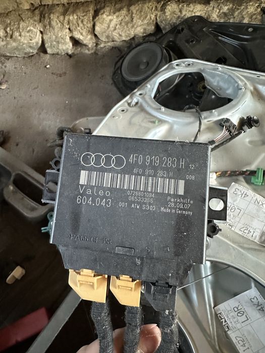 Модул парктроник Audi Q7 4L и A6 4F ауди кю7 4ф