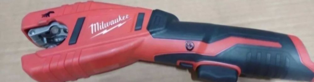 Milwaukee taietor teava
