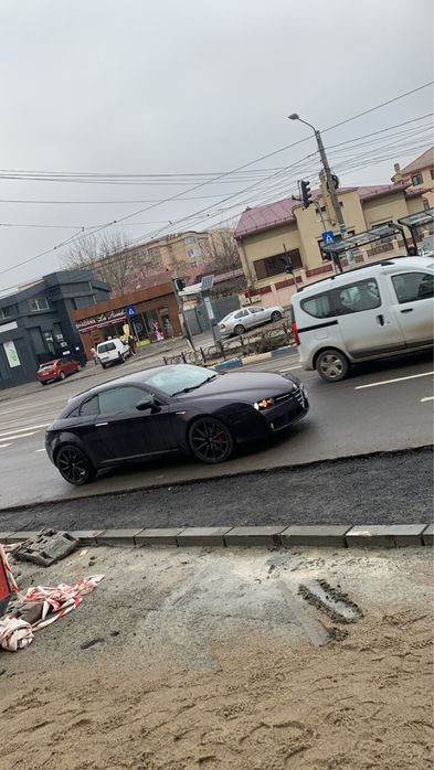 Vand URGENT Alfa Romeo Brera :( 2.4diesel 230cp 142477km in crestere