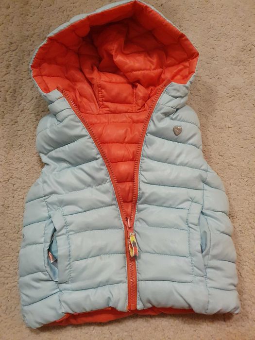 Рокли, блузи, суичер, пухен елек, ски панталон, шапка, шал  2-4 г.