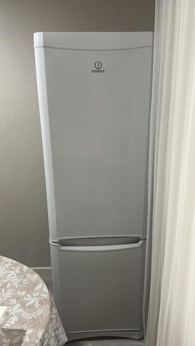 Холодидьник Б/У самовывоз