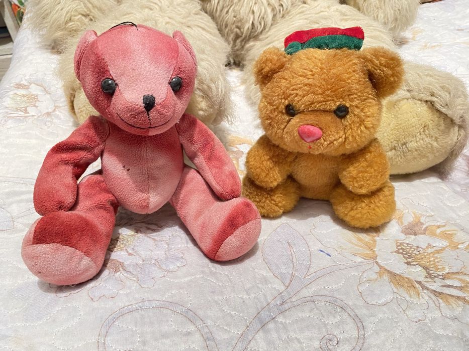 В обмен на мороженое детям