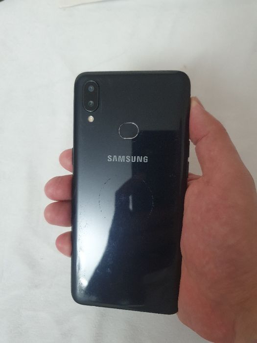 Srochna sotiladi Samsung Galaxy A10S 32Gb Black rang Original Veitnam