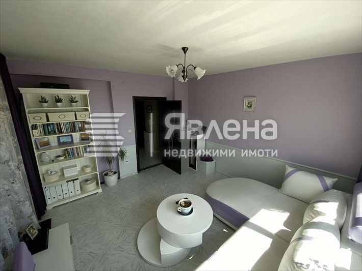 Продава се Тристаен апартамент в Варна, Бриз - 77 кв.м за 2416 €/кв.м - Снимка #5