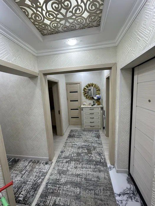 Срочно продаётся  четырёхкомнатная квартира на Себзаре 112м2 Корзинка