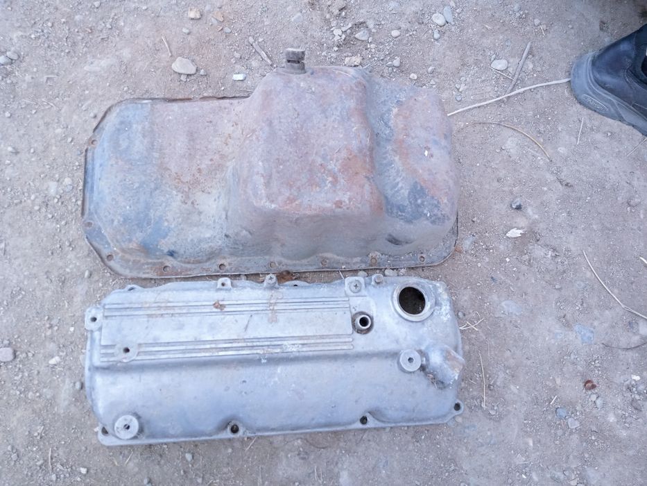 Клапонный крышка, поддон. Мазда 2 объем