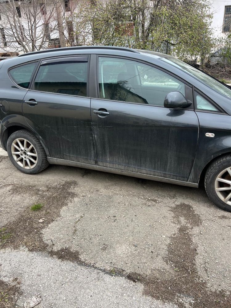 Seat Altea xl 1.6tdi 2012г На части