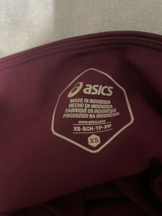 Клин ASICS, отлично състояние,много удобен за тренировки 2-3 пъти обл.