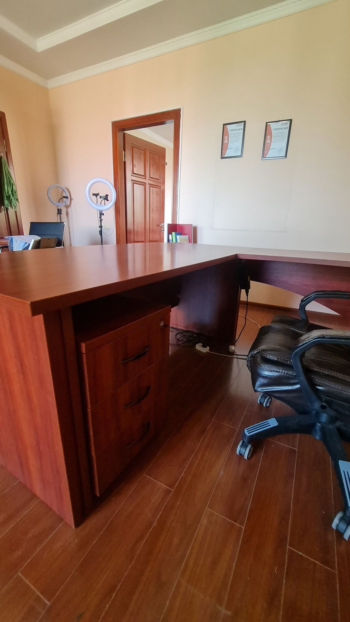 Стол руководителя