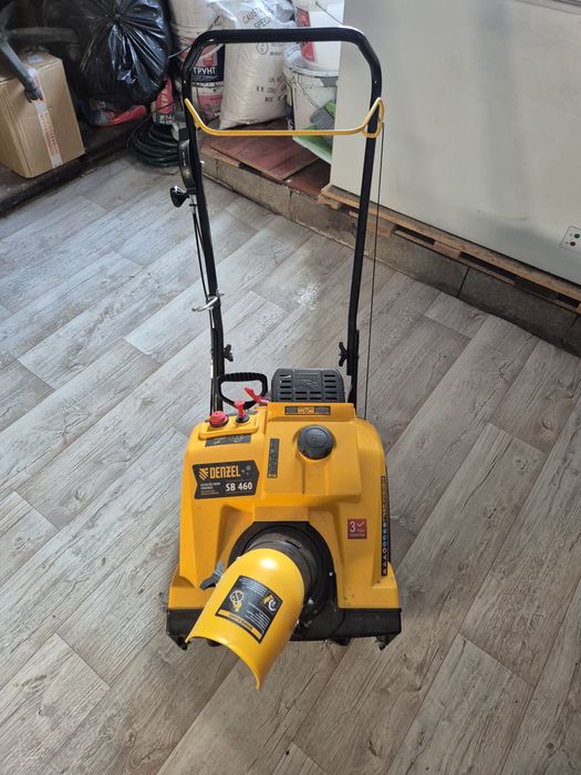 Снегоуборочная машина