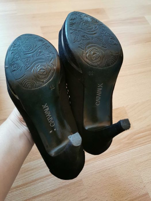 Pantofi cu toc Catwalk