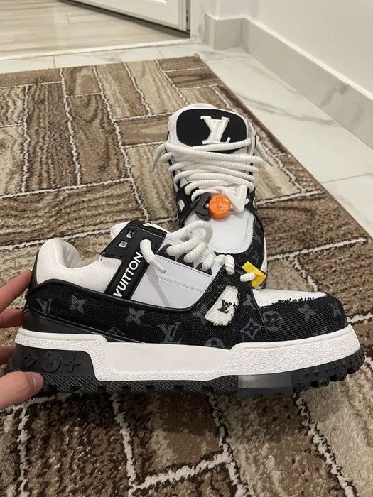 Adidasi Louis Vuitton ( LV ) - PREMIUM - Marimi de la 36 la 44