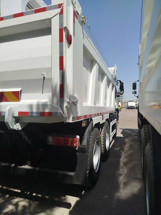 Самосвал Xowo 15 тонна евро 5