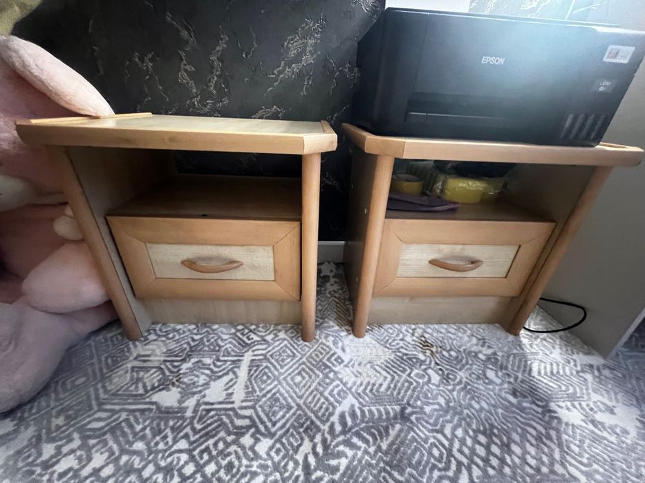 Тумба прикроватная