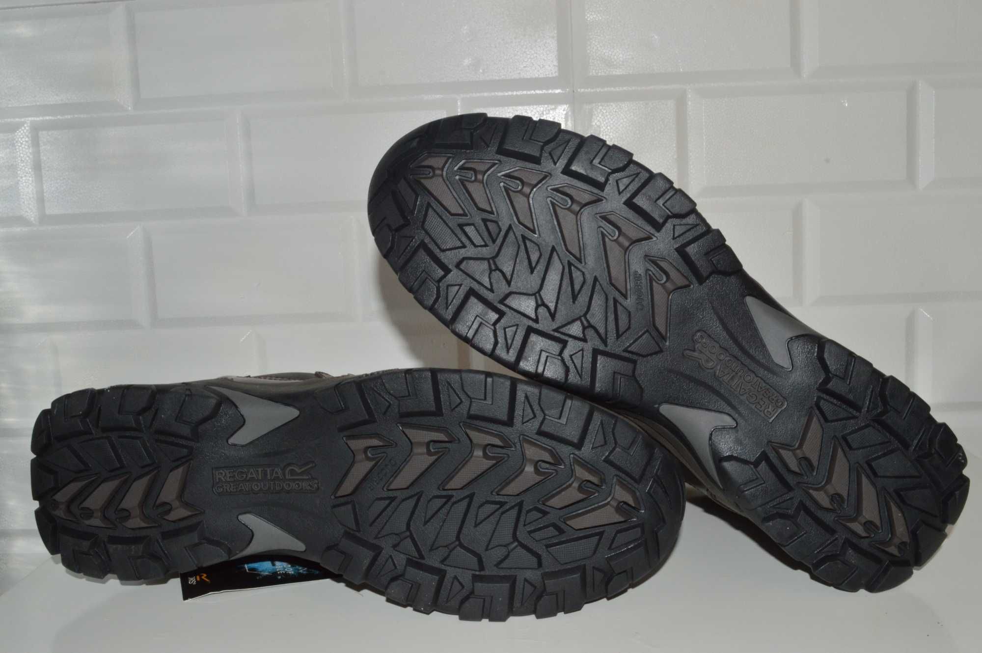 Pantofi drumeție - REGATTA
Trekkings Tebay, 44