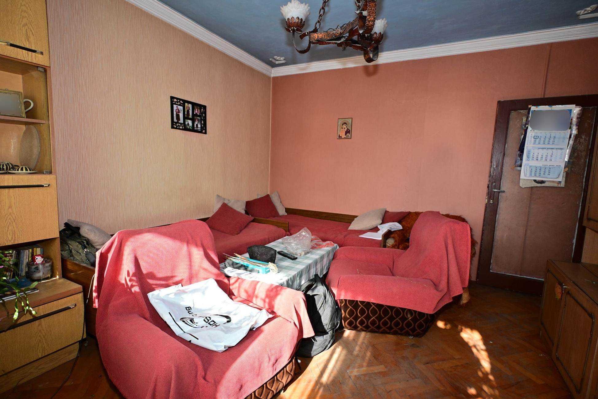 Двустаен тухлен апартамент в гр. Перник, кв. Твърди ливади