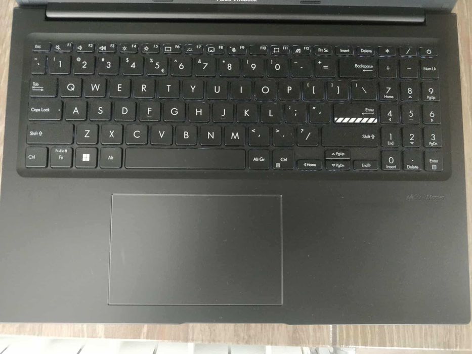 Laptop ASUS Vivobook AMD Ryzen 5 7430U 4.3GHz 16" WUXGA IPS 16GB 512GB