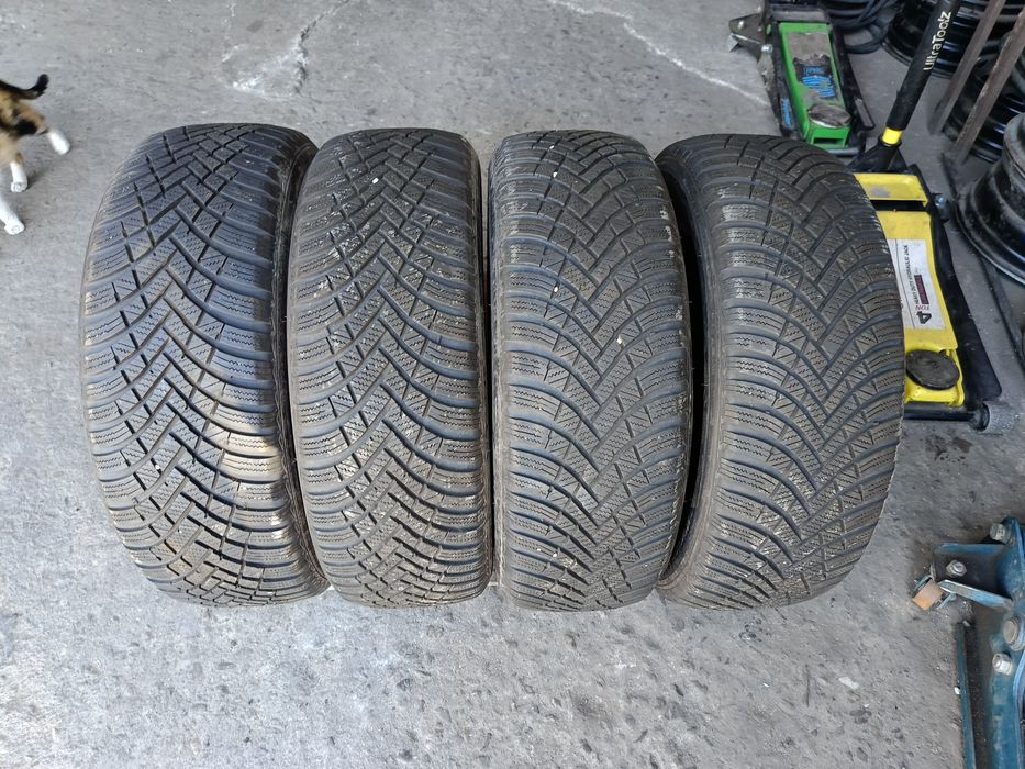 Зимни гуми -2022г.-16цола-215/60-1бр.-110лв."HANKOOK"-като нови