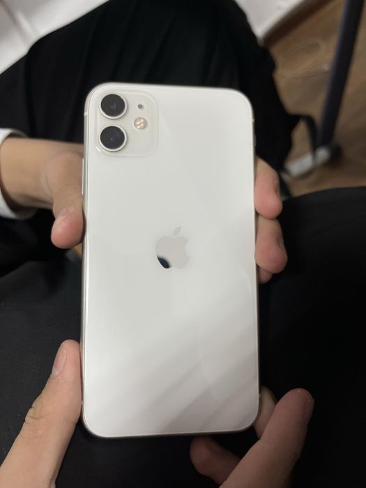 Айфон 11 128гб продам