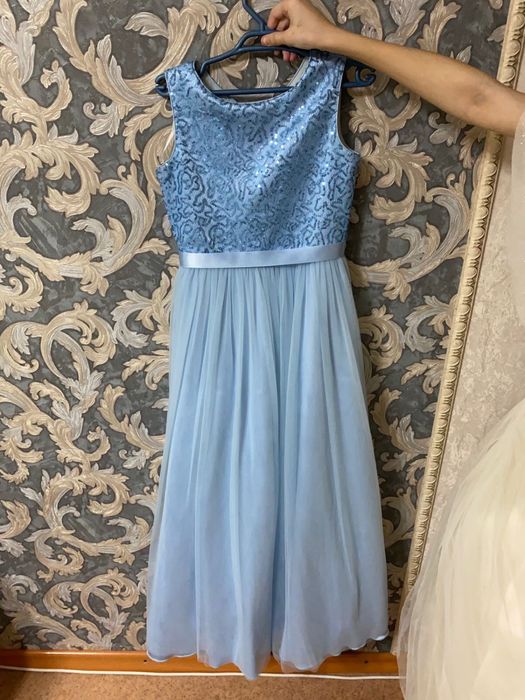 Нарядное платье для девочки