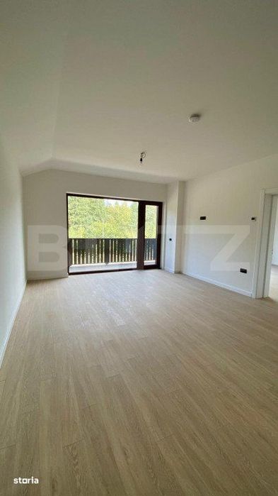 Aparetament de vanzare, 4 camere, 83,26 mp, in Poiana Brasov